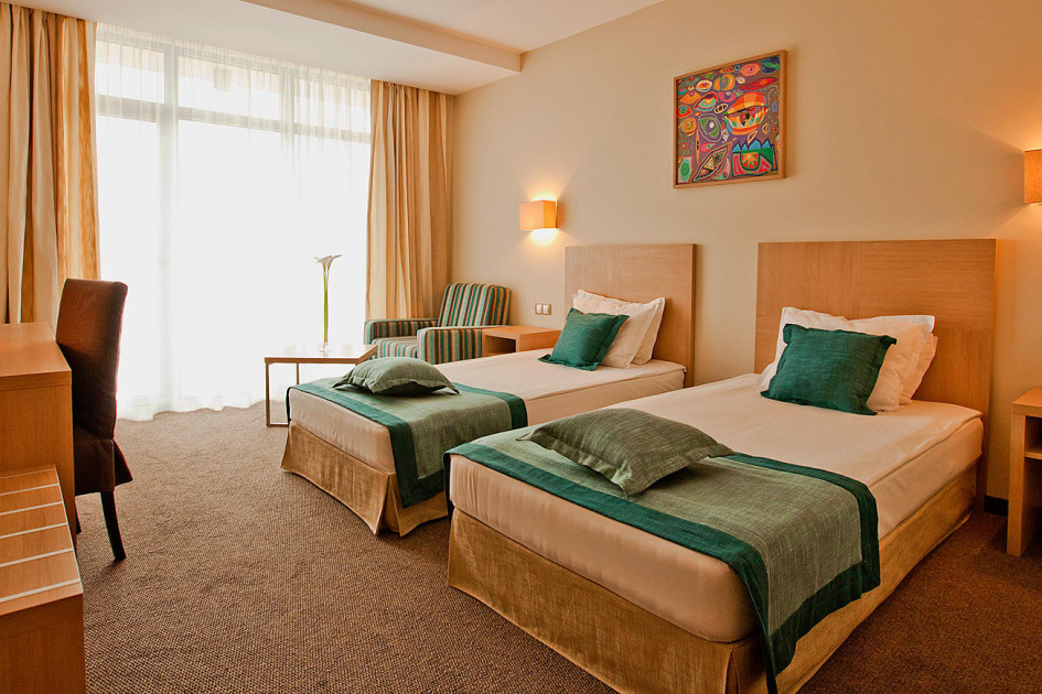 Лято 2027: 7 нощувки на All Inclusive Ultra Plus Azalia Hotel Balneo & SPA 4*