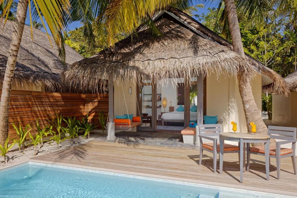 7 нощувки със закуска в хотел Anantara Dhigu 5* В Малдиви и трансфери със скоростна лодка.